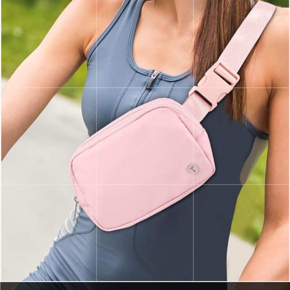 crossbody or waste pouch purse, multiple pockets adjustable strap light pink NWT